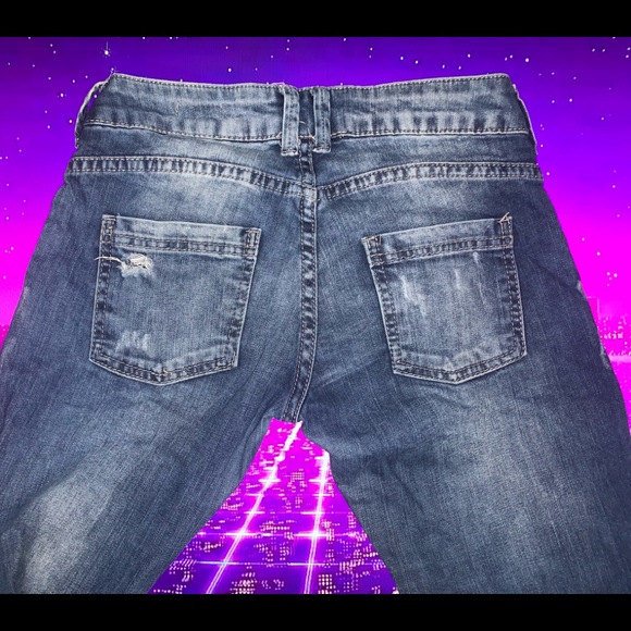 Jeans - Picture 2 of 4